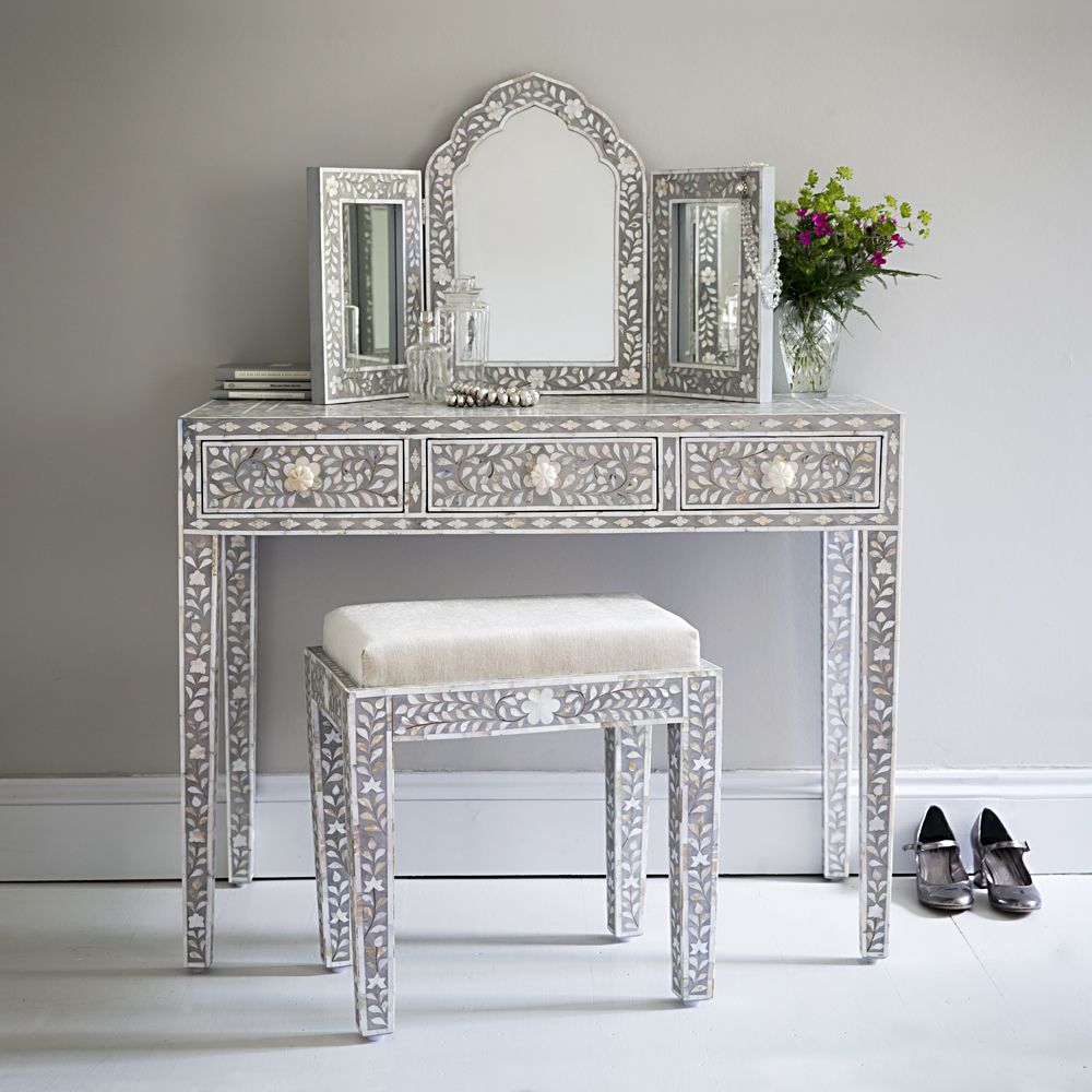 Iris Dresser Console & Stool - Black Mother of Pearl